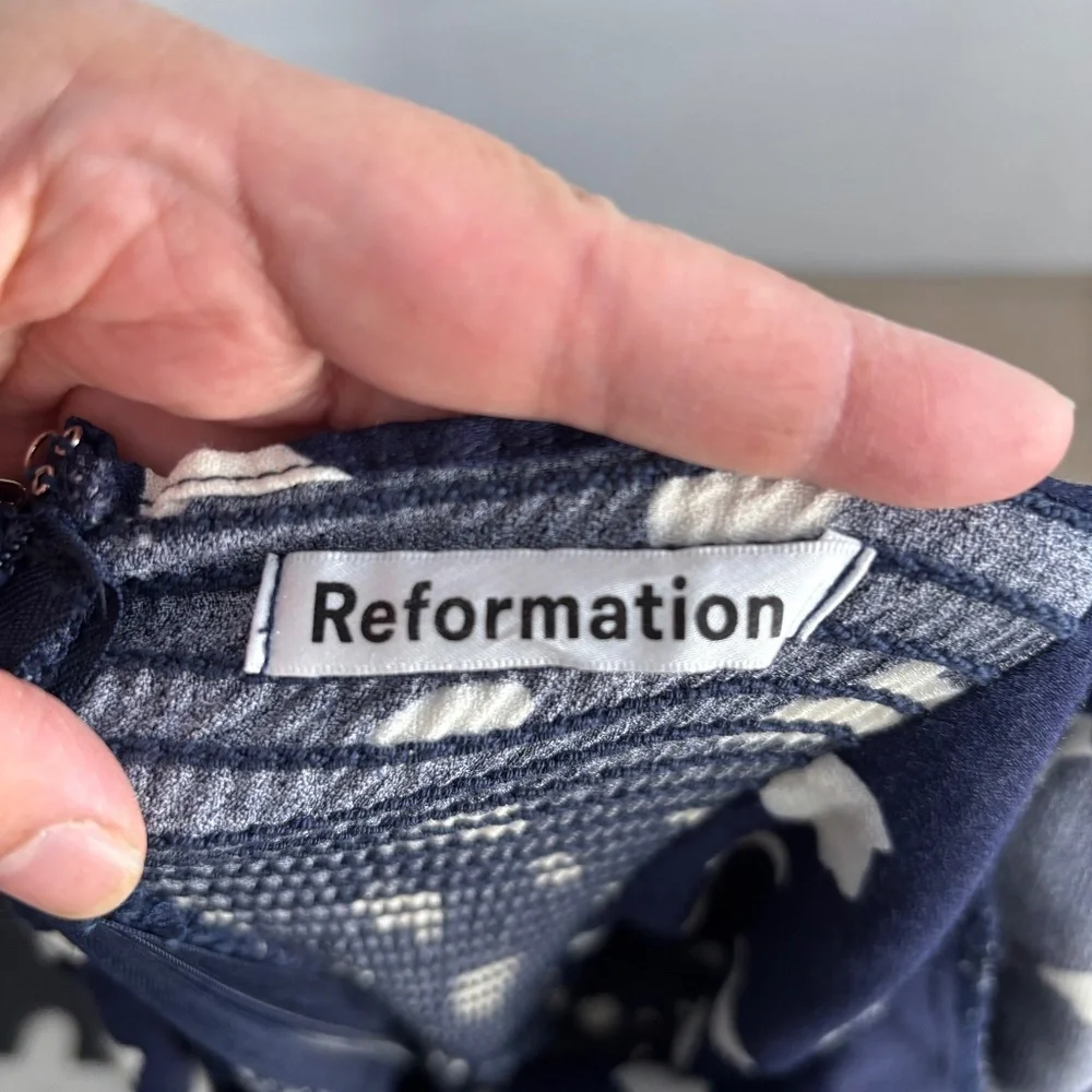 Reformation Sigmund Dress Navy Splatter - Size 4 - Picture 3 of 7